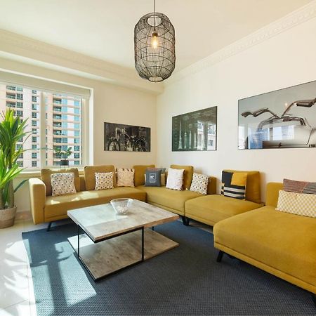Maison Privee - Stunning Waterfront Apt With Marina View Nxt To Beach Dubai Exteriör bild